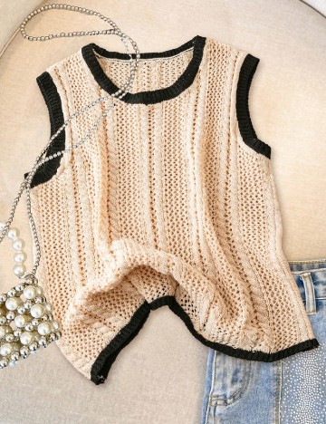 
						Vesta SHEIN, crem/negru