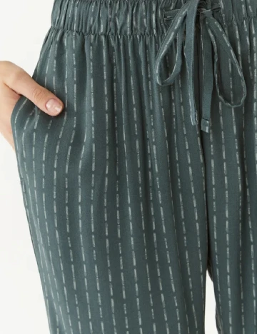 Pijama Triumph, verde