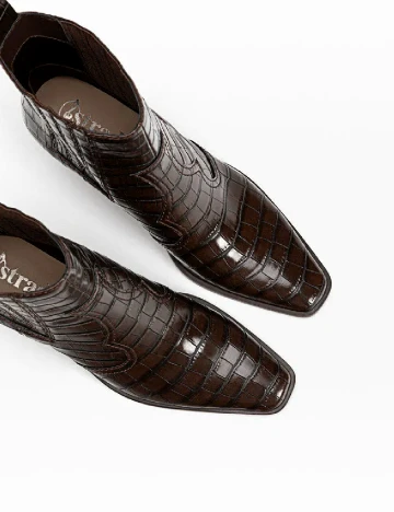 Botine Stradivarius, maro