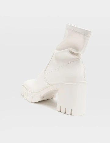 Botine Stradivarius, alb