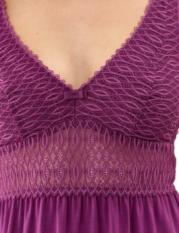 Rochie de noapte Triumph, mov