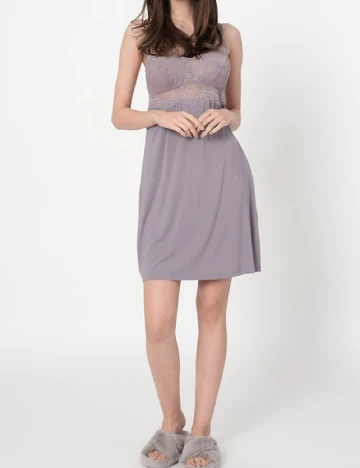Rochie de noapte Triumph, mov