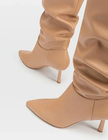 Cizme Stradivarius, maro