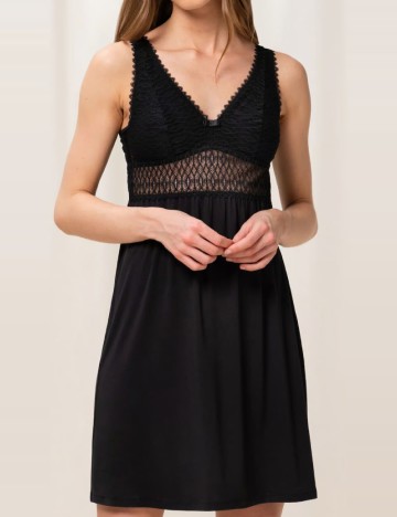 
						Rochie de noapte Triumph, negru