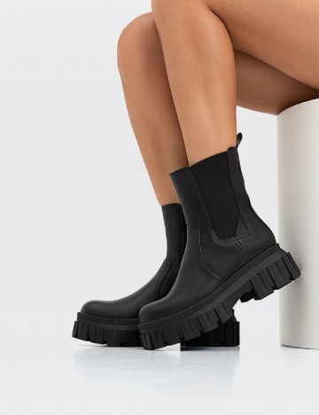 Ghete Stradivarius, negru