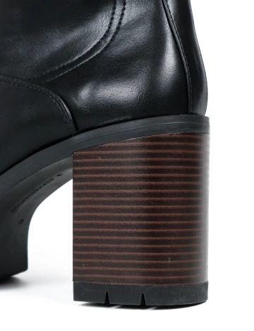 Cizme Stradivarius, negru