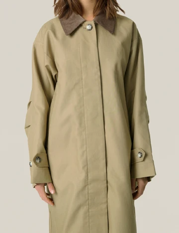 Trench Soaked In Luxury, kaki
