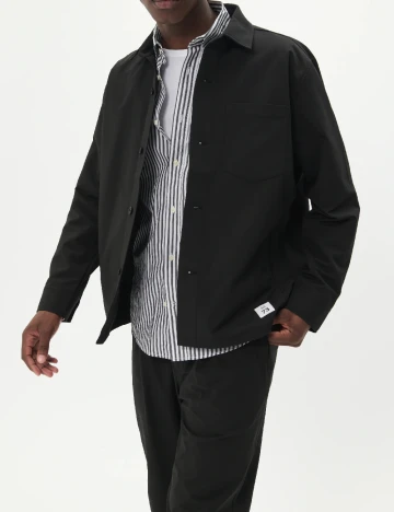 Jacheta Matinique, negru Negru