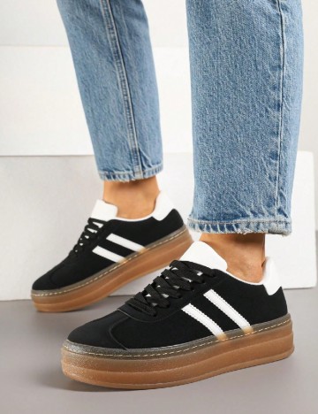 
						Adidasi SHEIN, negru