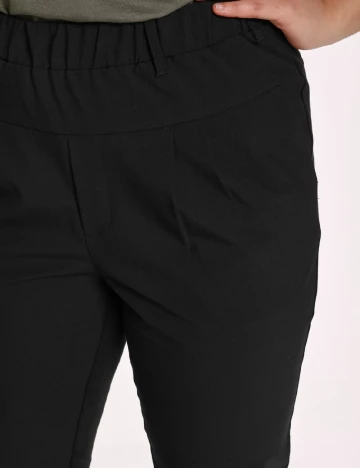 Pantaloni Kaffe Curve, negru Negru