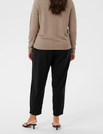 Pantaloni Kaffe Curve, negru Negru