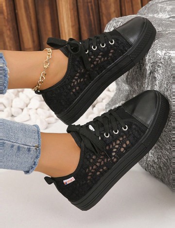
						Tenisi SHEIN, negru