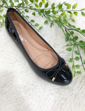 
						Balerini SHEIN, negru