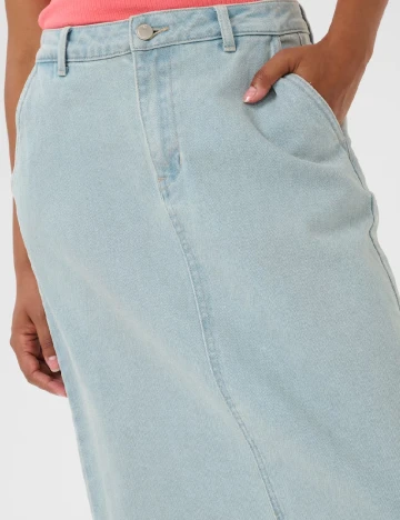 Fusta Cream, bleu