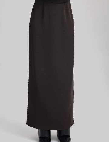 Fusta Gestuz, maro inchis