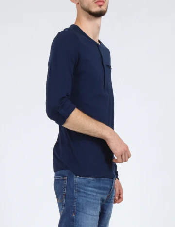 Bluza Bershka, bleumarin Albastru