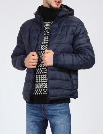 
						Geaca BOSS, bleumarin