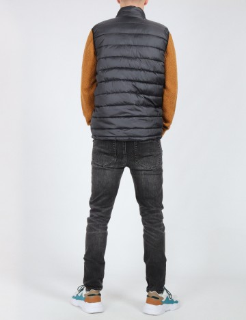 Vesta Columbia, gri inchis