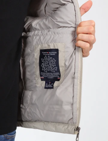 Geaca Tommy Hilfiger, gri deschis Gri