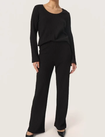 Pantaloni Soaked In Luxury, negru