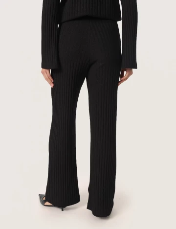 Pantaloni Soaked In Luxury, negru