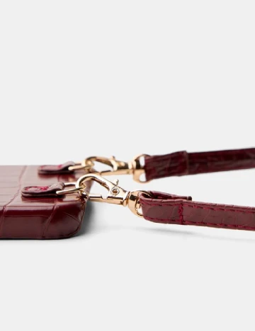 Husa pentru telefon Bershka, visiniu Rosu