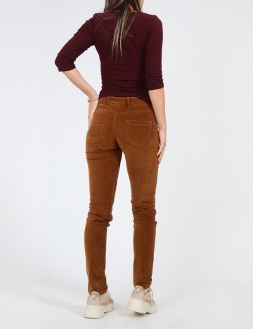 Pantaloni Zra, maro
