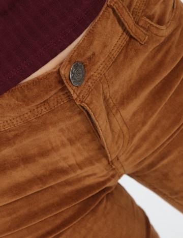 Pantaloni Zra, maro