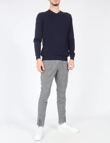 Pantaloni Bershka, gri Gri