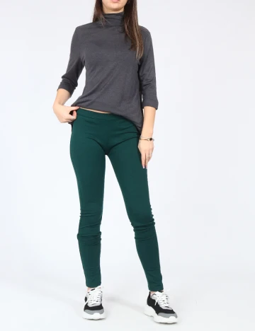 Pantaloni Bershka, verde Verde