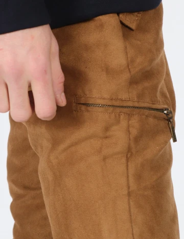 Pantaloni Bershka, maro Maro