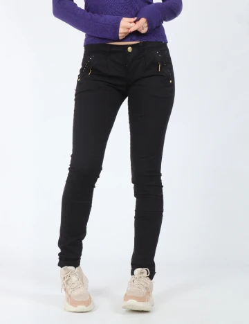 Pantaloni Bershka, negru