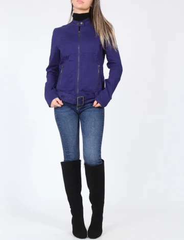 Jacheta Bershka, albastru