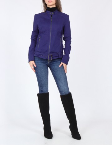 Jacheta Bershka, albastru