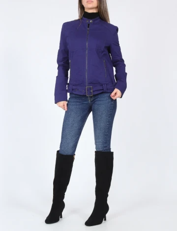 Jacheta Bershka, albastru
