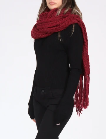 Fular Bershka, visiniu Rosu