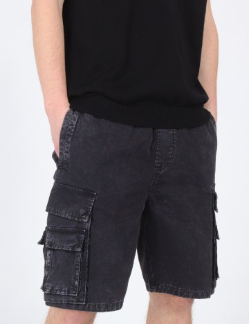 
						Pantaloni scurti Zara, negru