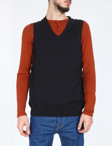 Vesta Zara, negru Negru