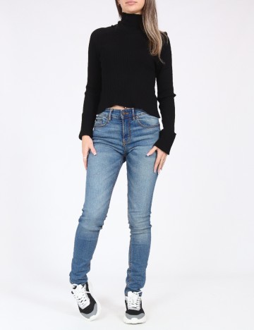 
						Blugi Pull&Bear, albastru