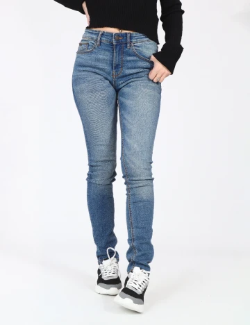 Blugi Pull&Bear, albastru Albastru