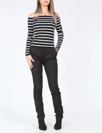 Bluza Bershka, alb/negru Negru