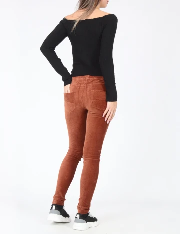 Pantaloni Bershka, maro Maro