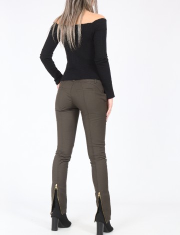 Pantaloni Bershka, verde