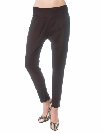 
						Pantaloni Bershka, maro