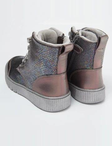 Ghete Cool Club, gri Gri