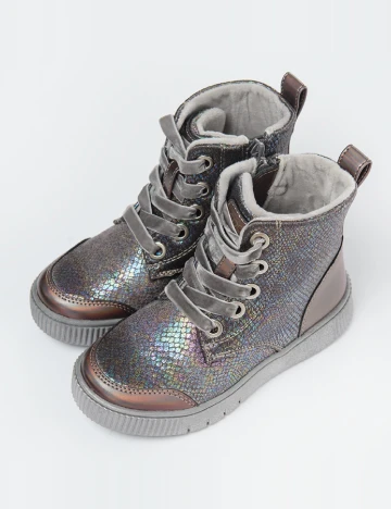 Ghete Cool Club, gri Gri