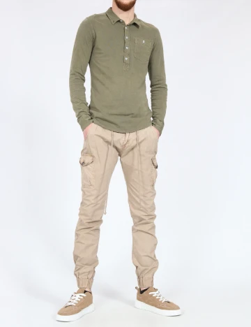 Pantaloni Bershka, maro deschis Maro