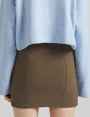 Fusta Bershka, maro Maro