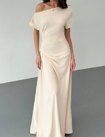 
						Rochie lunga SHEIN, crem