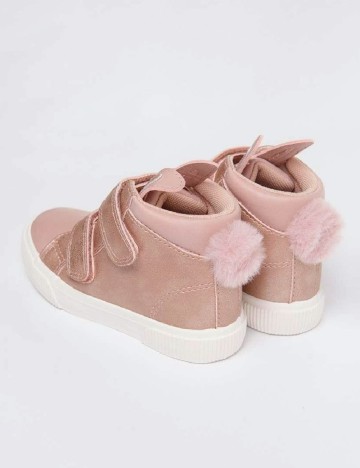 Ghete Cool Club, roz